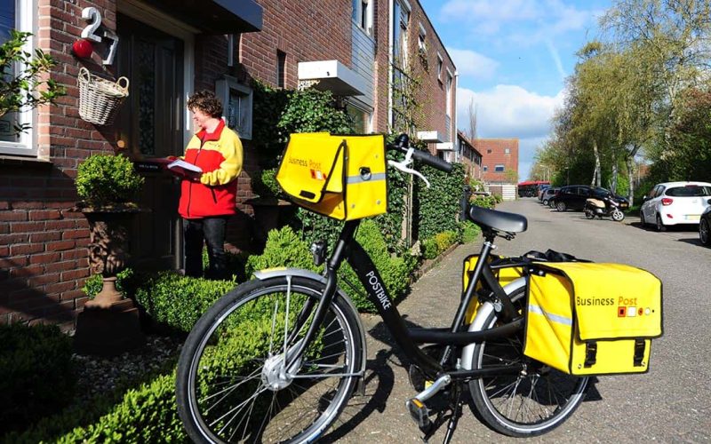 Jong Europe Postfietsen met Postfietstassen